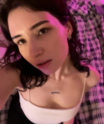 Мила, 22 года, 2 размер груди